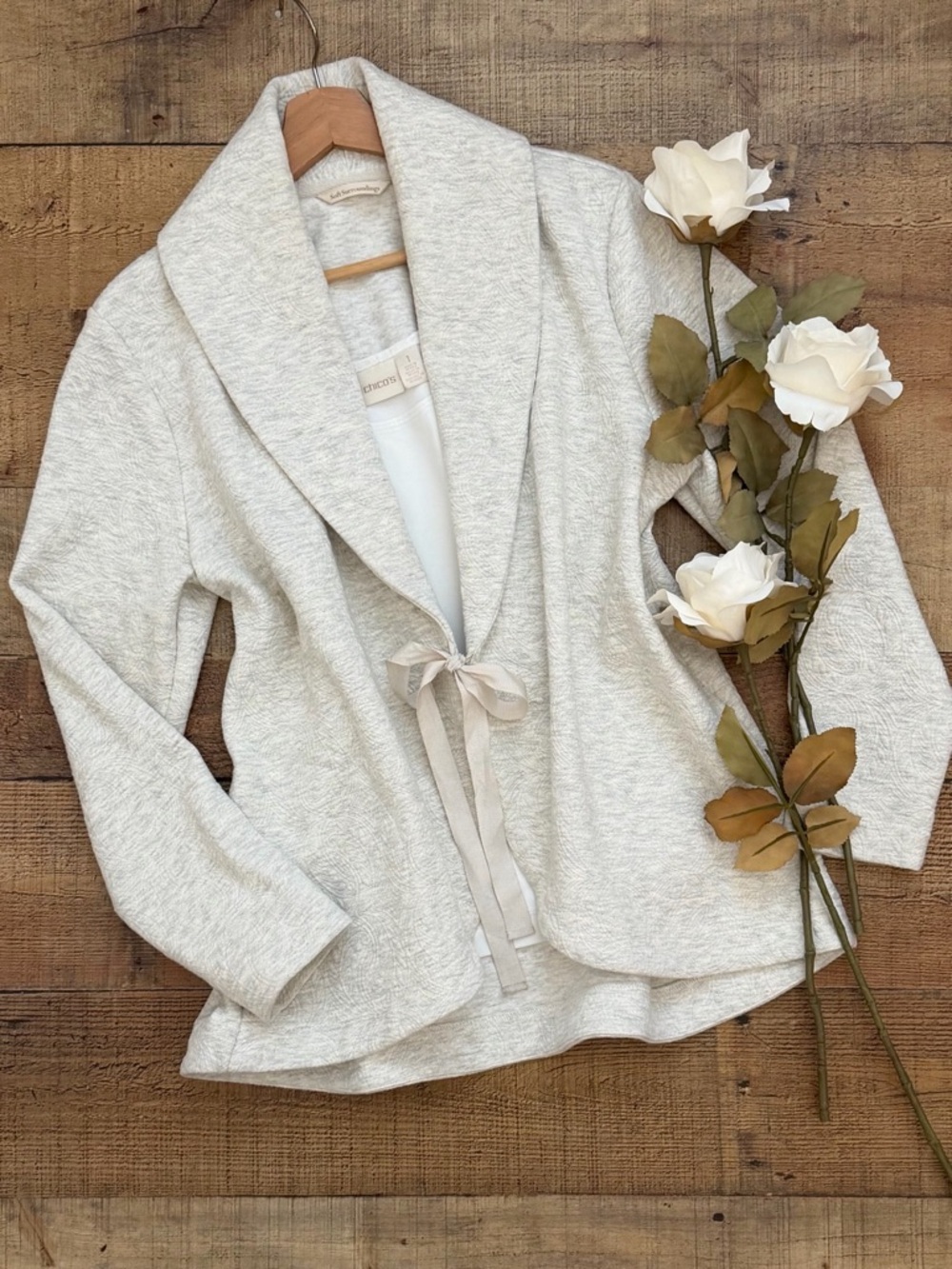 Cardigan Cozy Shawl Collar Tie-Front Patterned Cardigan in Cream
